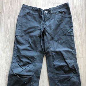 Women’s Patagonia Slate Gray Capris